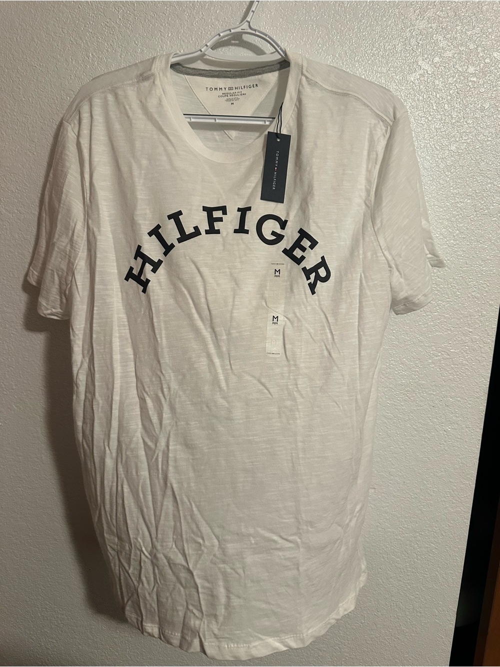 Tommy Hilfiger Men’s White 'Hilfiger' Logo Crew Neck T-Shirt